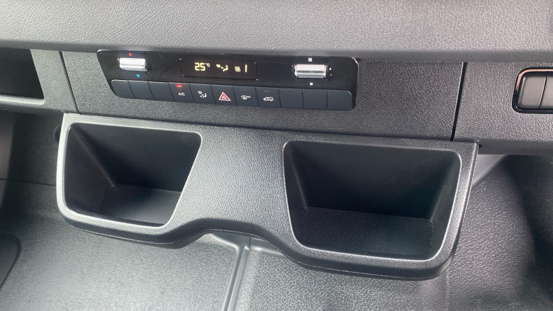 Mercedes-Benz Sprinter 315Cdi L2 Diesel Rwd 3.5t H2 Pro Van 9G-Tronic